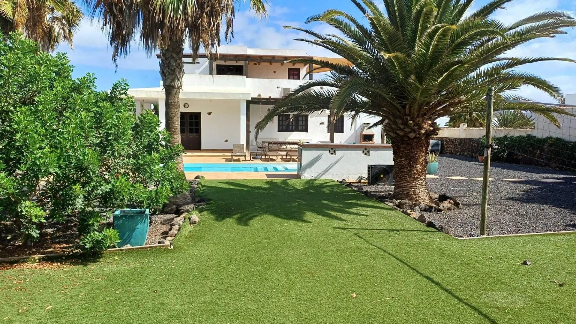 Lajares Villa-Sleeps 6-Free Parking-Playground España